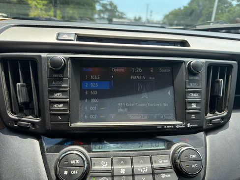 Used 2016 Toyota RAV4 XLE FWD image 29