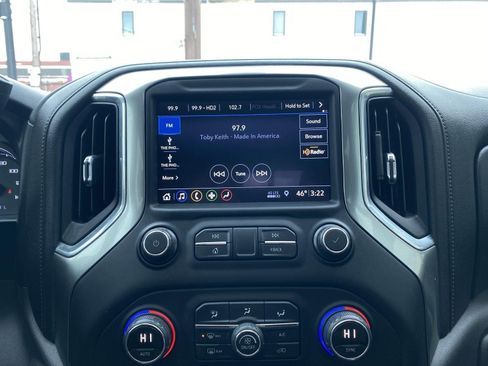 Used 2019 Chevrolet Silverado 1500 RST image 5