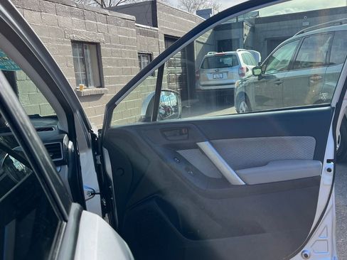 Used 2017 Subaru Forester 2.5i Premium w/ Popular Package #2A image 11