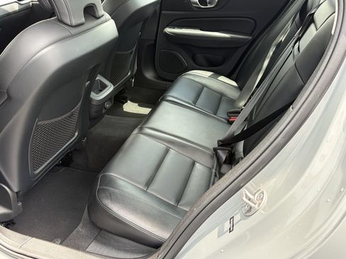 Used 2024 Volvo S60 B5 Core FWD image 17