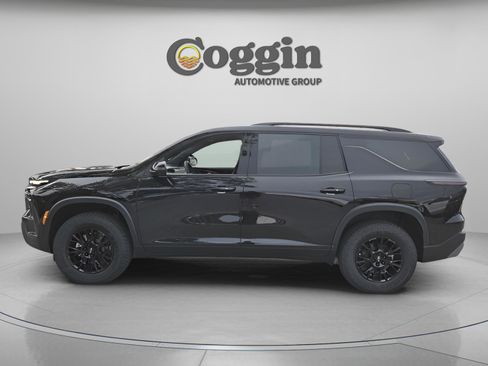 New 2026 Chevrolet Traverse Z71 w/ Enhanced Driving Package image 2