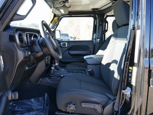 Used 2021 Jeep Gladiator Sport w/ Trailer Tow Package image 12