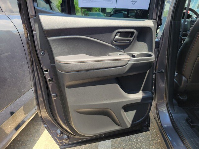 Used 2025 Honda Ridgeline TrailSport image 25