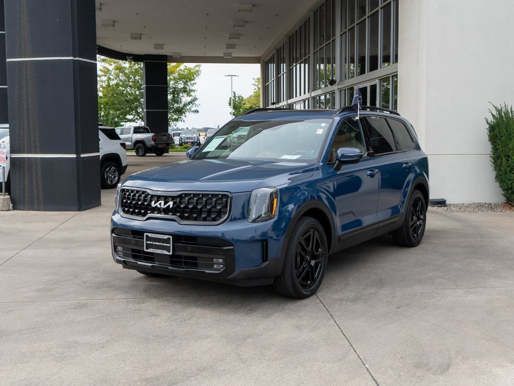 Certified 2024 Kia Telluride SX X-Line AWD/4WD image 3