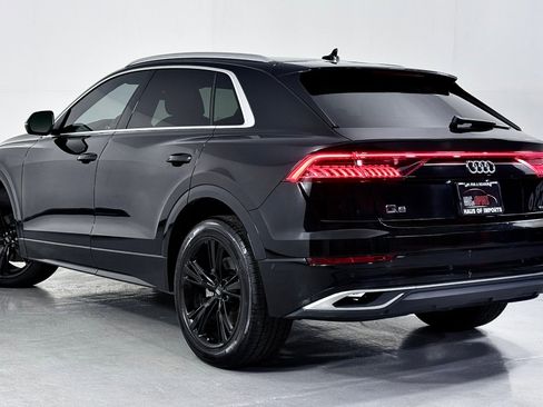 Used 2019 Audi Q8 Premium Plus w/ Premium Plus image 11