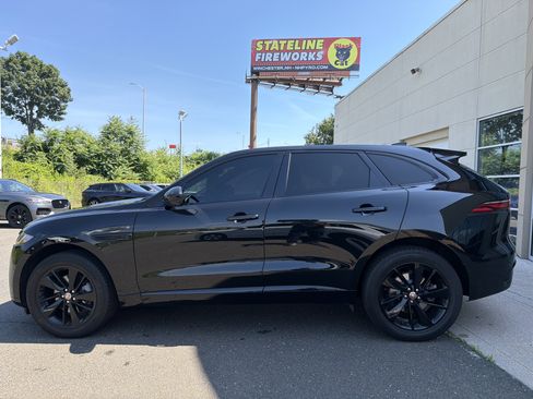 Used 2023 Jaguar F-PACE S AWD/4WD image 7