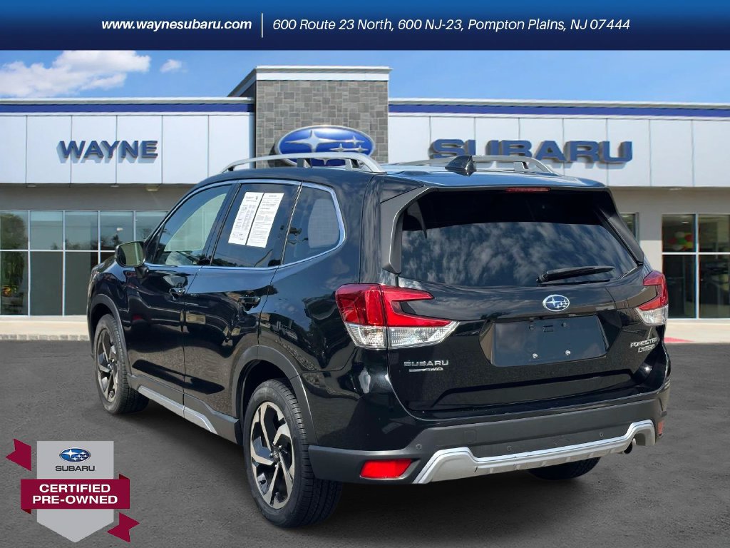 Certified 2023 Subaru Forester Touring AWD/4WD image 3