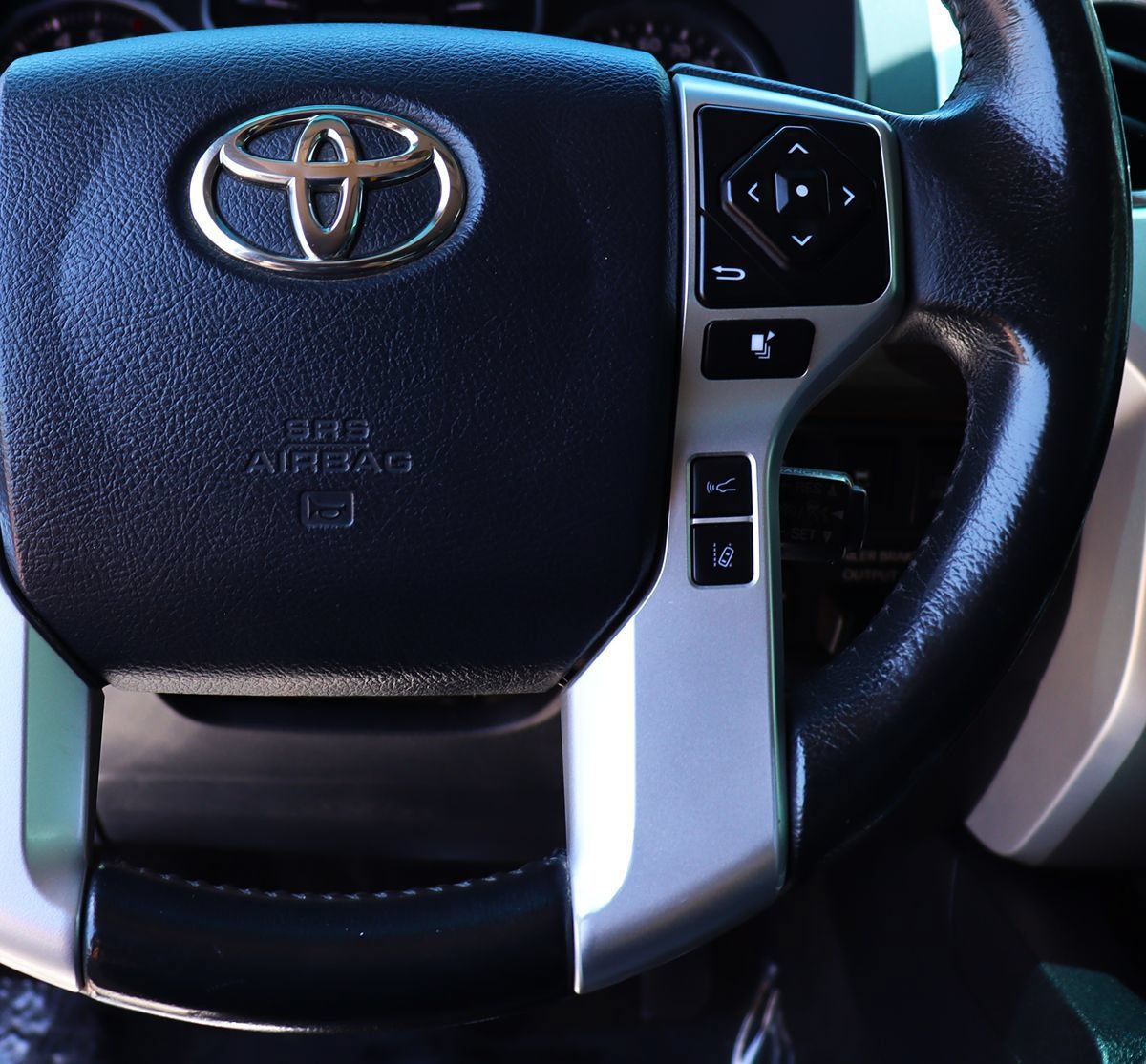 Used 2018 Toyota Tundra Limited w/ Limited Premium Package AWD/4WD image 55