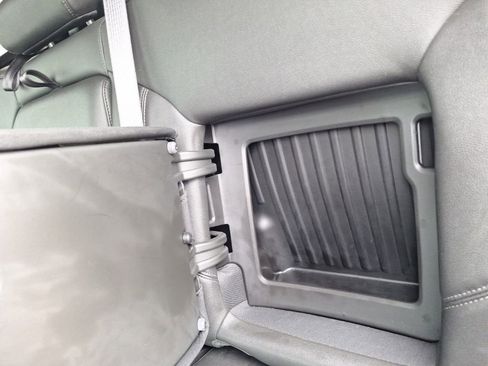 Used 2021 Chevrolet Silverado 1500 LT Trail Boss w/ Convenience Package II image 26