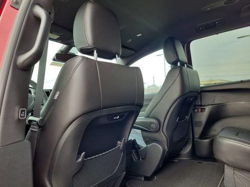 New 2026 Chrysler Pacifica Select FWD image 13