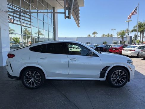 Used 2023 BMW X6 xDrive40i w/ M Sport Package AWD/4WD image 3