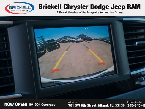 Used 2023 Chrysler Voyager LX image 28