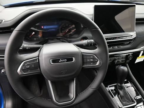 New 2026 Jeep Compass Latitude AWD/4WD image 28