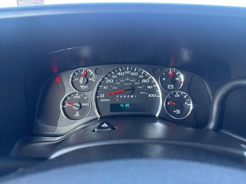 Used 2024 GMC Savana 2500 w/ Driver Convenience Package image 14