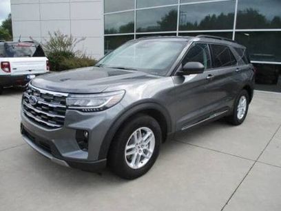 New 2025 Ford Explorer Active w/ Active Comfort Package
