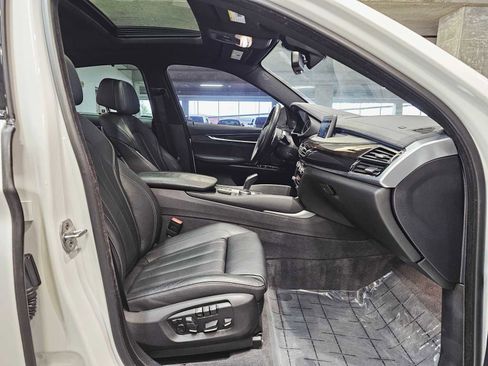Used 2019 BMW X6 xDrive35i w/ M Sport Package image 28