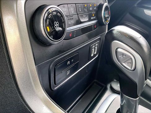 Used 2020 Ford EcoSport SE w/ SE Convenience Package FWD image 33