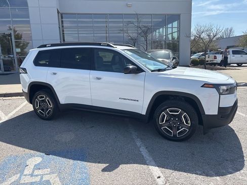 New 2026 Jeep Cherokee Limited AWD/4WD image 36