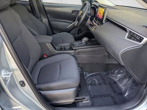 Used 2026 Toyota Corolla Cross LE image 19