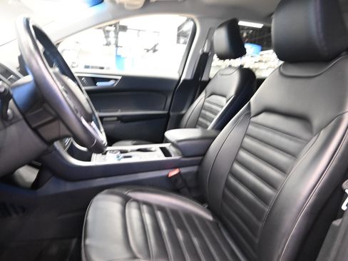 Certified 2023 Ford Edge SEL image 10