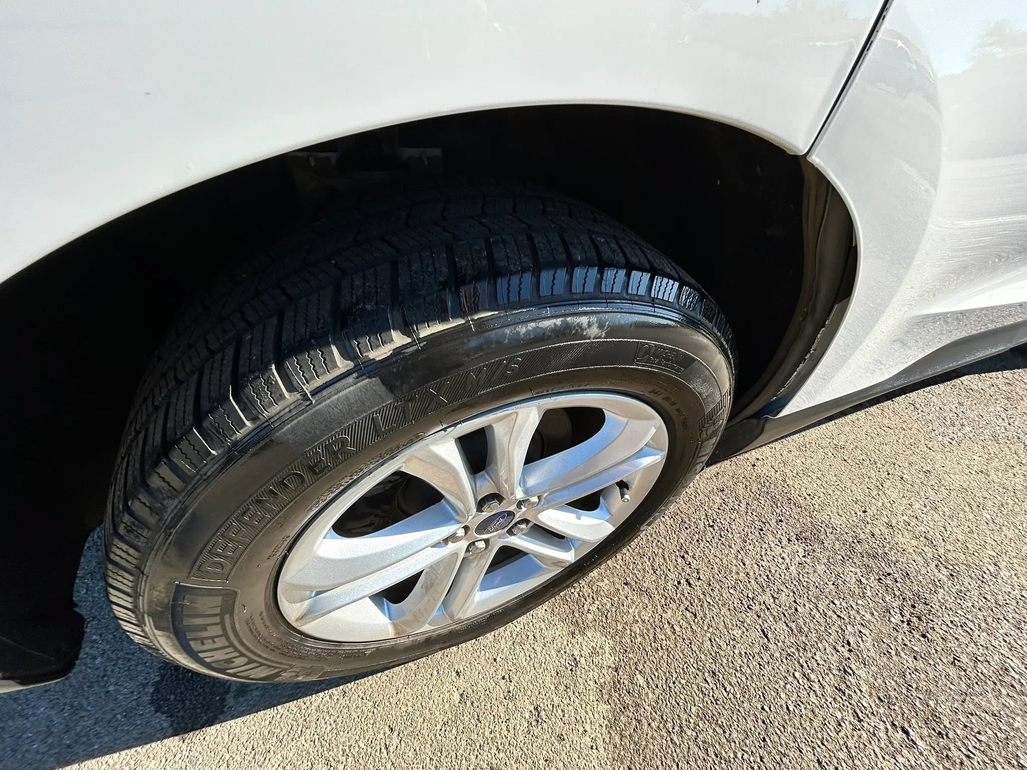 Used 2020 Ford Edge SEL FWD image 34