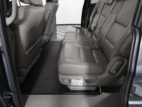 Used 2011 Honda Odyssey EX-L image 17