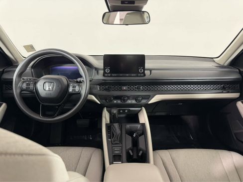 Used 2024 Honda Accord LX image 11