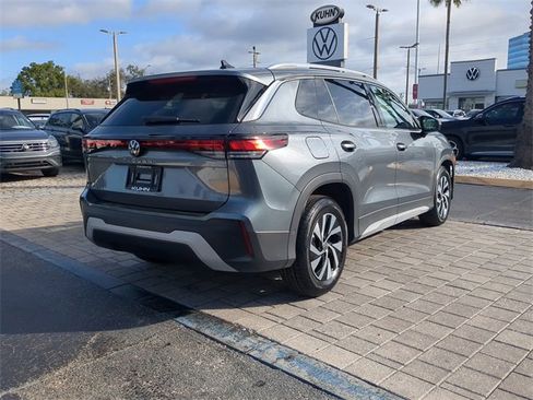 Certified 2025 Volkswagen Tiguan S image 4