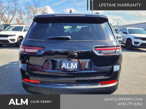 New 2025 Jeep Grand Cherokee L Altitude AWD/4WD image 10