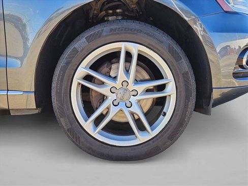 Used 2017 Audi Q5 2.0T Premium AWD/4WD image 22