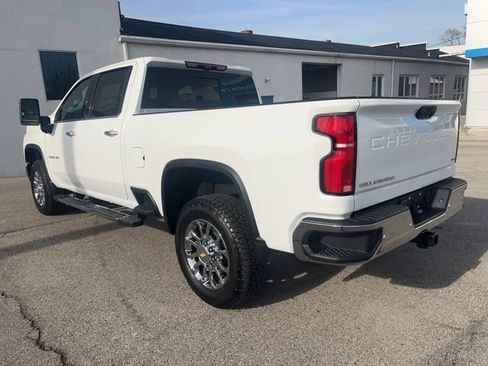 New 2026 Chevrolet Silverado 2500 LTZ w/ LTZ Premium Package AWD/4WD image 3
