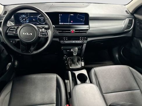 Used 2024 Kia Seltos EX AWD/4WD image 24