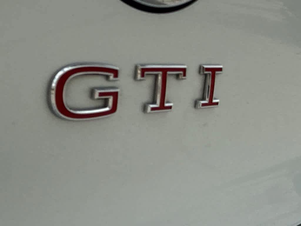 Used 2023 Volkswagen GTI SE FWD image 11