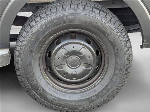 Used 2019 Ford Transit 250 130 Low Roof w/ Exterior Upgrade Package image 22