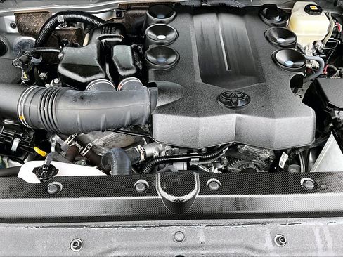 Used 2023 Toyota 4Runner Limited image 32