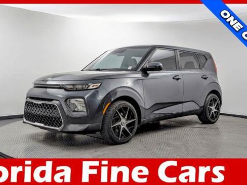 Used 2020 Kia Soul LX FWD image 1