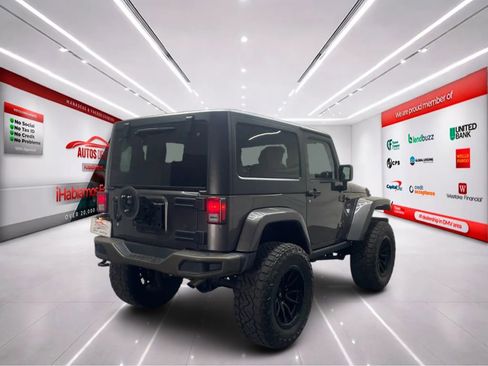 Used 2016 Jeep Wrangler Sahara AWD/4WD image 8