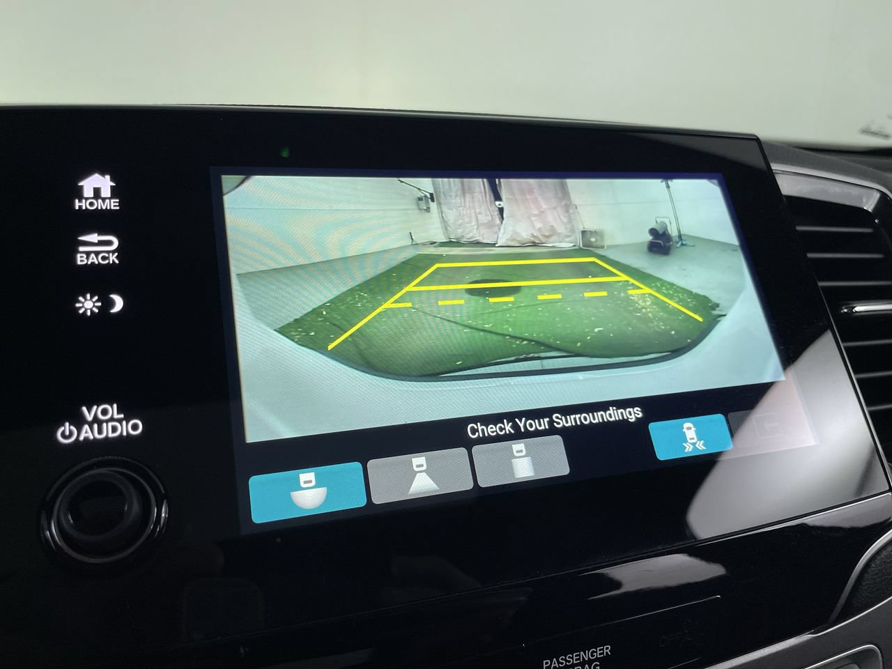 Used 2023 Honda Passport EX-L image 17