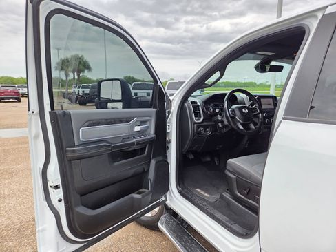 Used 2023 RAM 2500 Big Horn w/ Level 1 Equipment Group AWD/4WD image 16