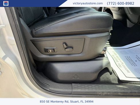 Used 2018 RAM 1500 Laramie w/ Convenience Group AWD/4WD image 21