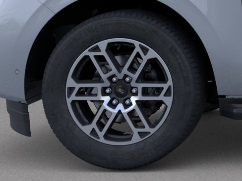 New 2026 Ford Expedition Active RWD image 21