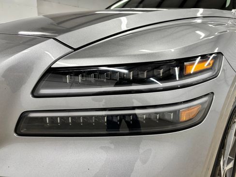 Used 2025 Genesis GV80 3.5T Advanced AWD/4WD image 9