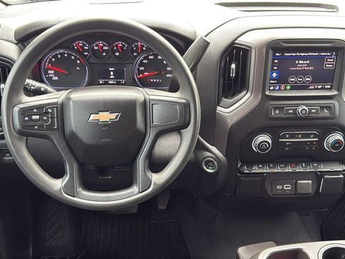 Used 2023 Chevrolet Silverado 1500 Custom RWD image 17