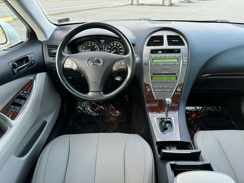 Used 2010 Lexus ES 350 image 8