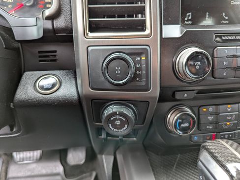 Used 2018 Ford F150 Raptor w/ Equipment Group 802A Luxury AWD/4WD image 24