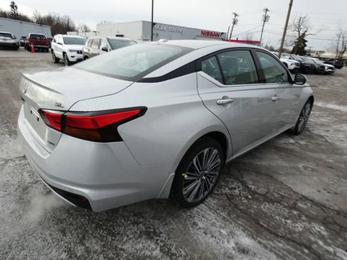 New 2025 Nissan Altima 2.5 SL image 3