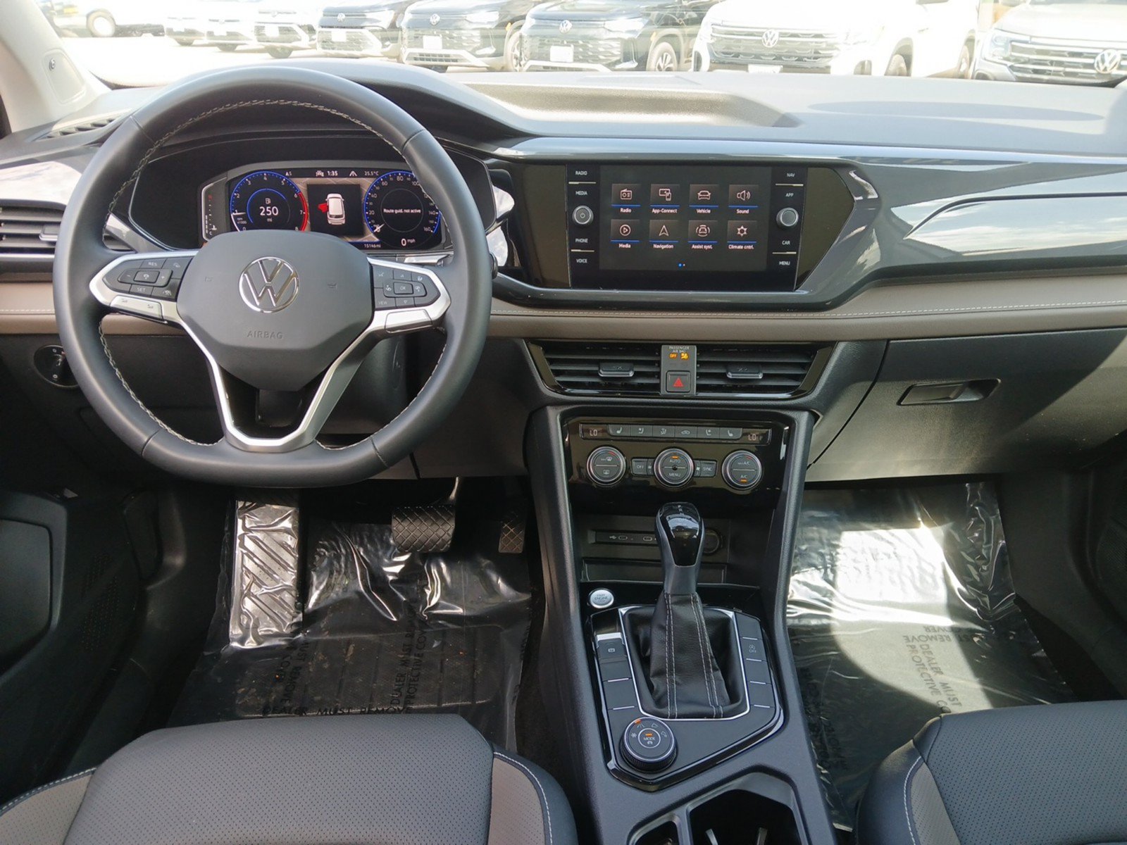 Certified 2023 Volkswagen Taos SEL AWD/4WD image 7