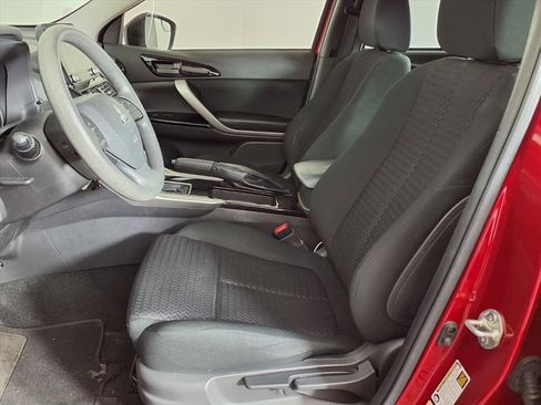 Used 2022 Mitsubishi Eclipse Cross LE image 18