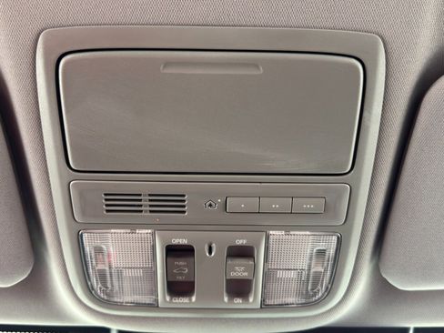 Used 2019 Honda CR-V EX-L image 30