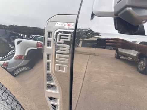 Used 2025 Ford F350 XL w/ STX Appearance Package AWD/4WD image 13